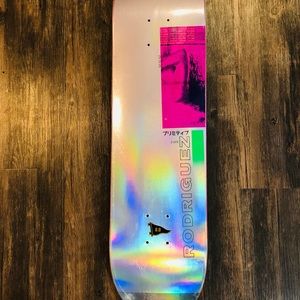 Primitive PRod New Future foil deck